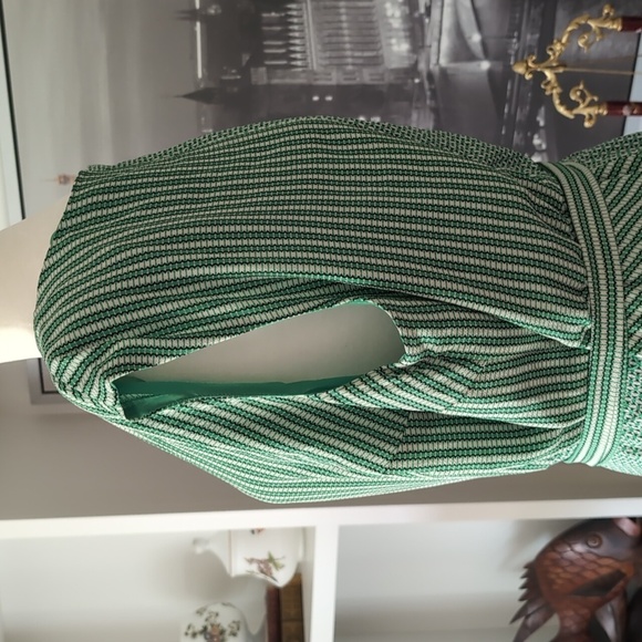 Vince Camuto Green Asymmetrical Sundress with Cap Sleeves,14W. - Picture 5 of 9